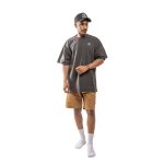 Oversized Clothing: Styling Without the Bulk