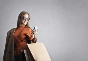 How to Recognize and Avoid Shopping Scams and Fraud
