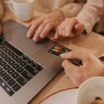 How Online Shopping is Revolutionizing Retail Experiences Everywhere