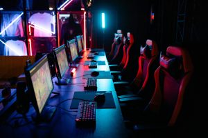 Mouse pads lighting up with customizable LEDs
