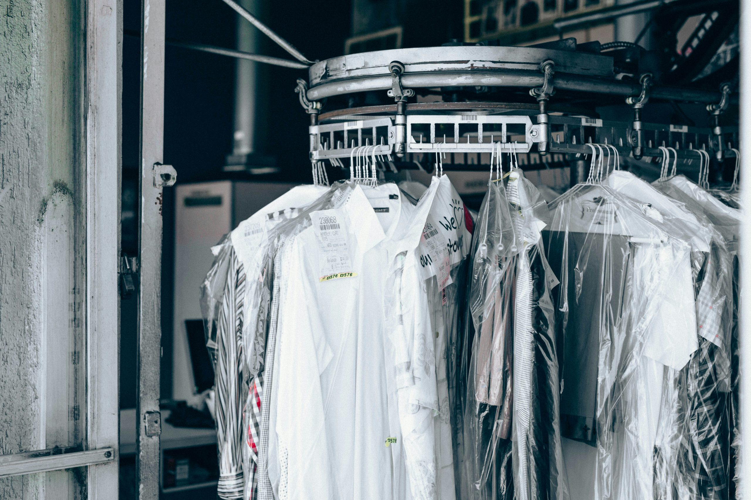 Building a Fashionable Wardrobe on a Budget